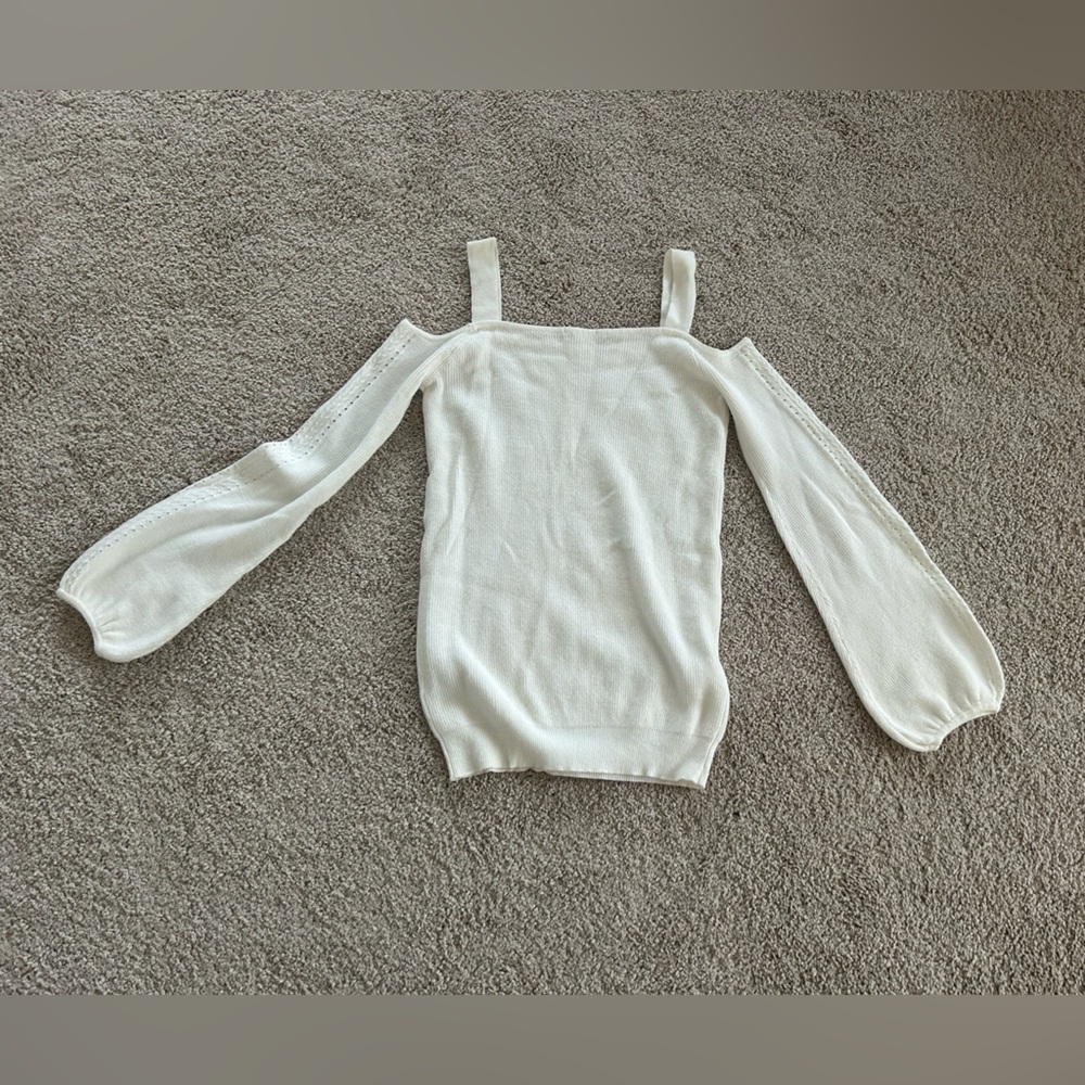 VENUS White Long Sleeve Cutout Sweater
